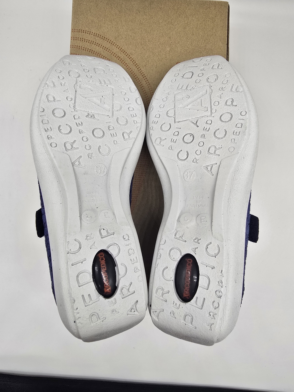 A'rcopedico Loafers - Picture 6 of 7